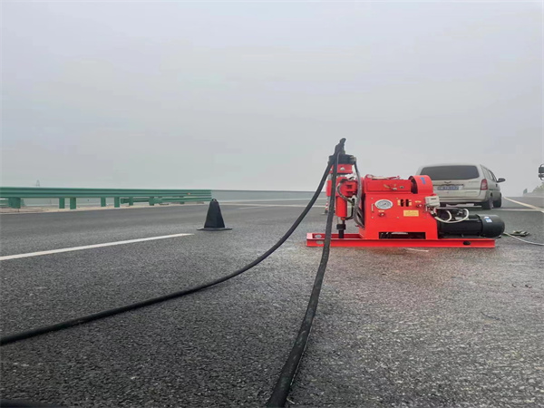 铁岭马路路基路面开裂下沉注浆加固灌浆