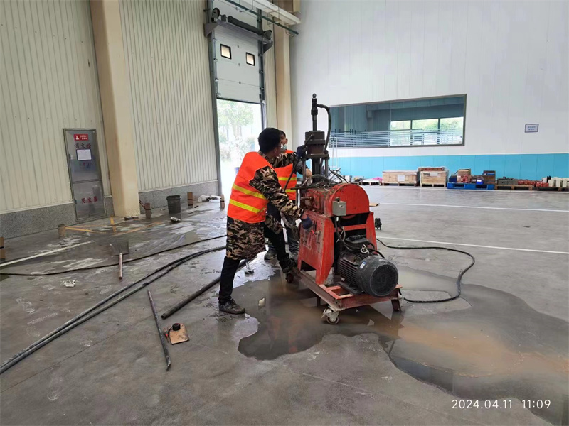 铁岭厂房地面下沉塌陷注浆加固施工